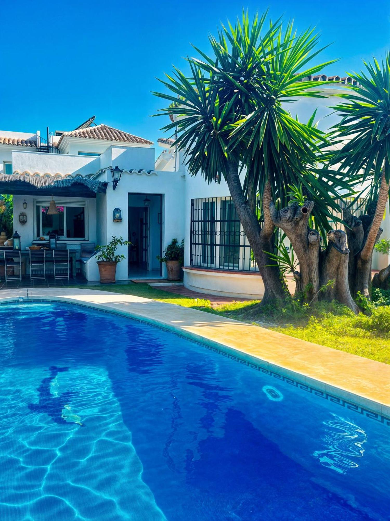 Villa Alfredo - Private Pool Next To The Beach Estepona Exterior foto